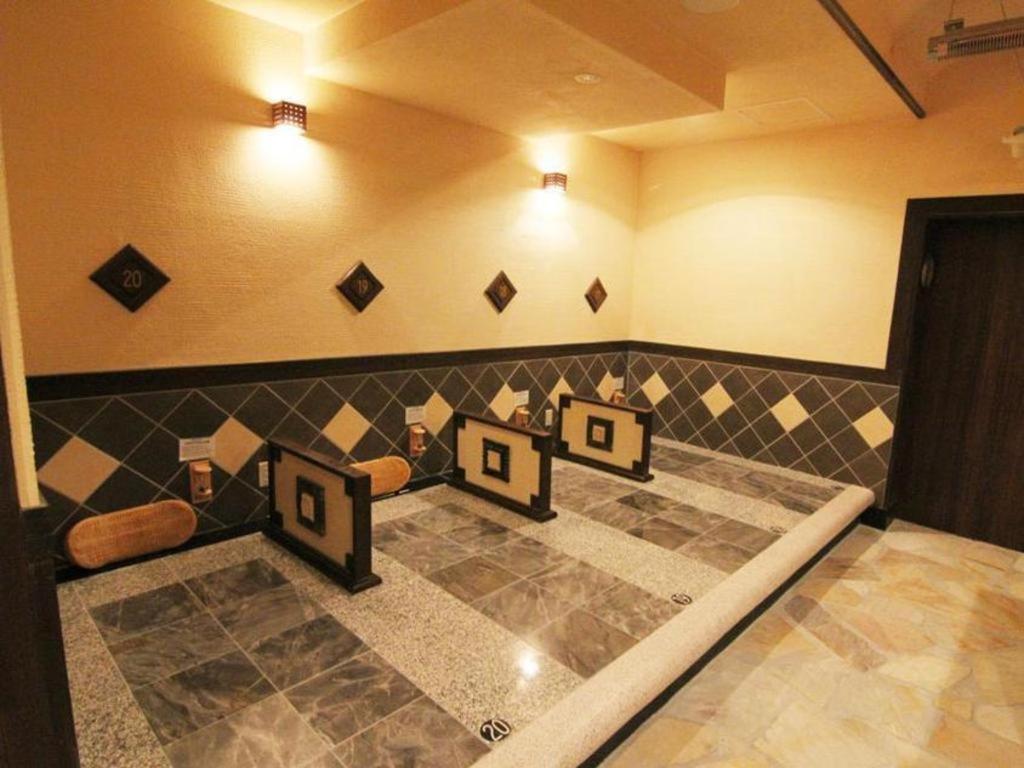 Miyakonojo Sun Plaza Hotel Buitenkant foto