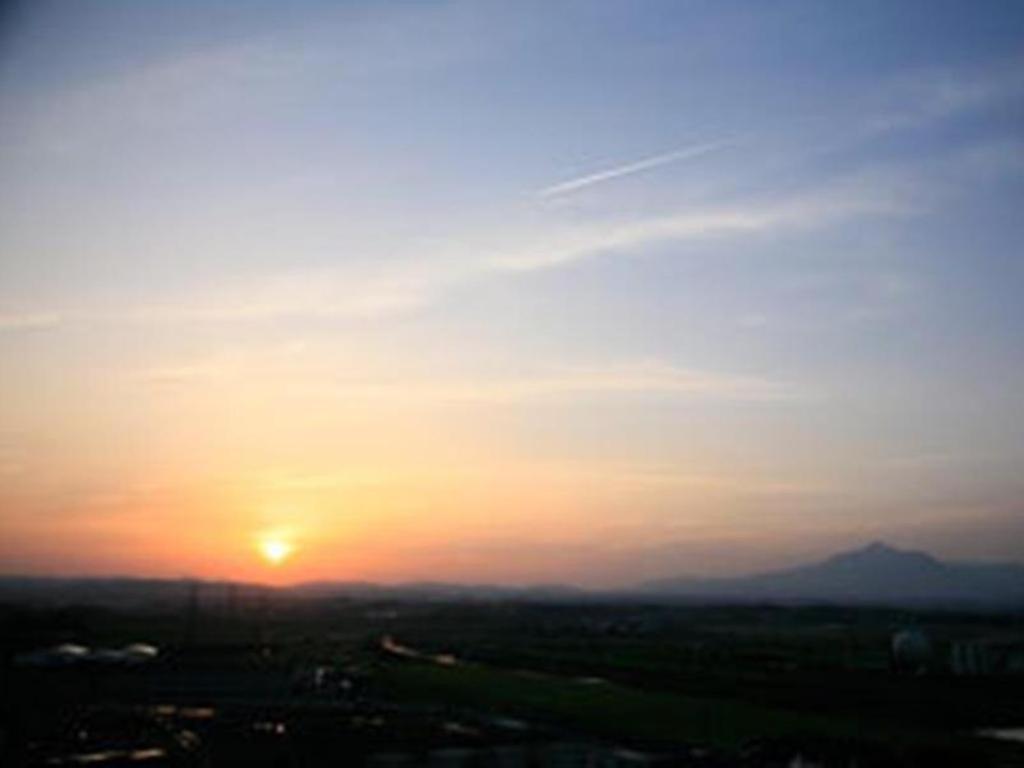 Miyakonojo Sun Plaza Hotel Buitenkant foto
